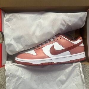 WOMENS SIZE 10 Red Stardust Dunk Low’s ❤️✨